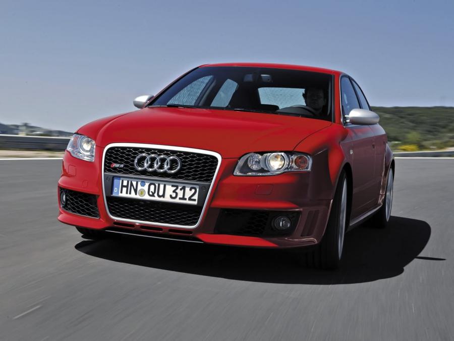  Audi RS4 Sedan (B7, 8E) 2005 года  (фото 37 из 48)